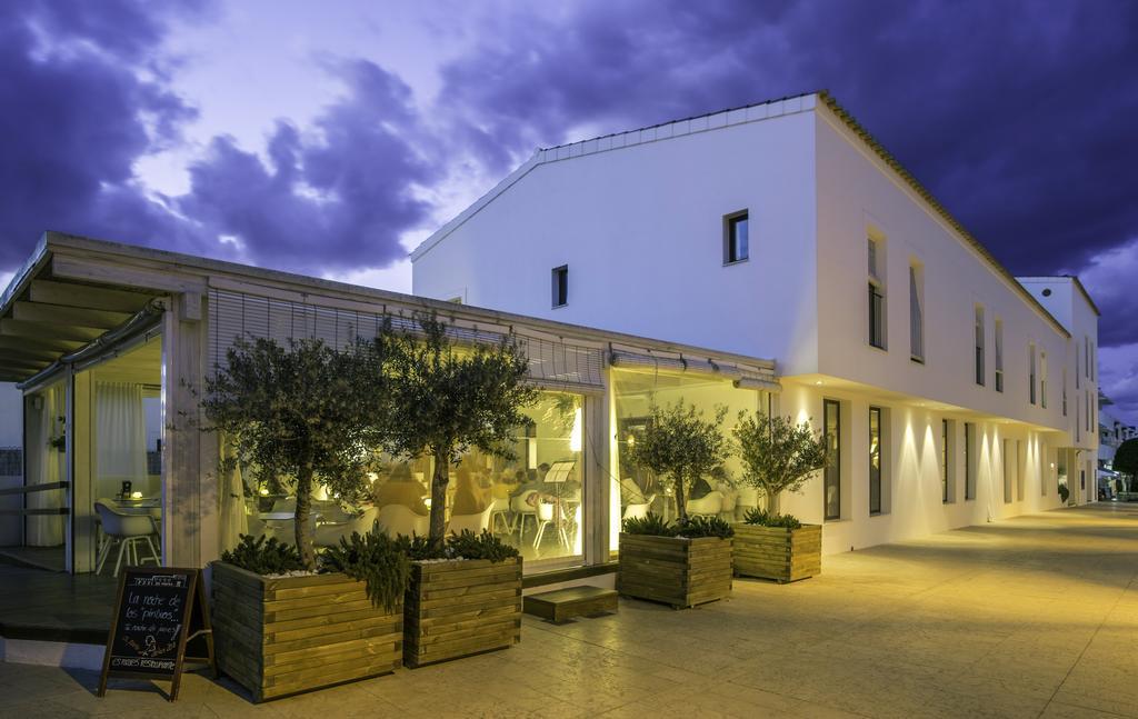 Hotel Es Mares San Francisco Javier エクステリア 写真
